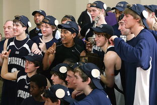 开云体育官网登入-热门球队胜利在望,冲刺冠军宝座 第3张